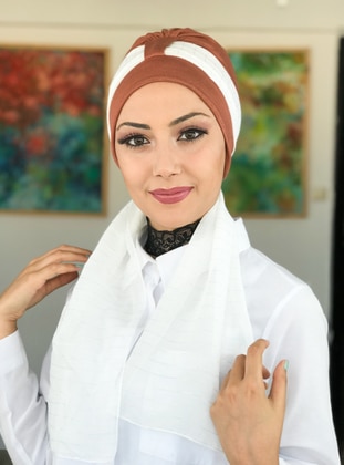 Cinnamon Colored White Single Undercap With White Scarf Instant Scarf