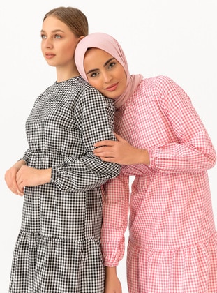 Pink - Checkered - Crew neck - Unlined - Cotton - Modest Dress - Tofisa