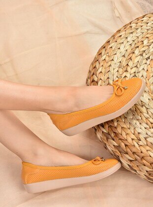 Mustard - Shoes - Fox Shoes