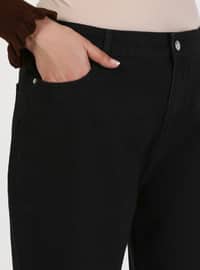 Büyük Beden Doğal Kumaşlı Kot Pantolon - Siyah