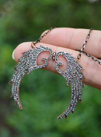 Collier Ailes Gris