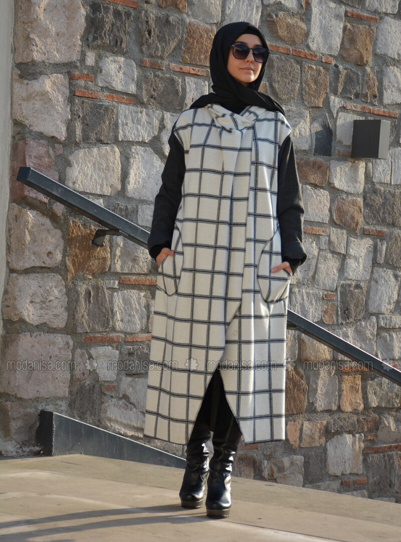 - Checkered - Acrylic - Viscose - Wool Blend - Cardigan