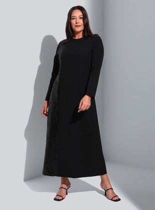Black - Unlined - Crew neck - Modest Plus Size Evening Dress - Alia