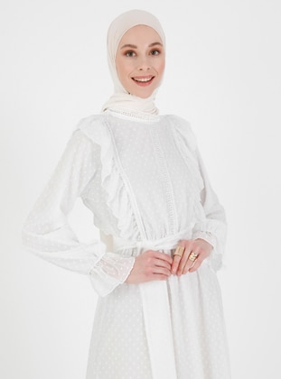 Lace And Flywheel Detailed Belt Detailed Modest Dress Off White