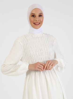 Gipe Detailed Modest Dress Off White