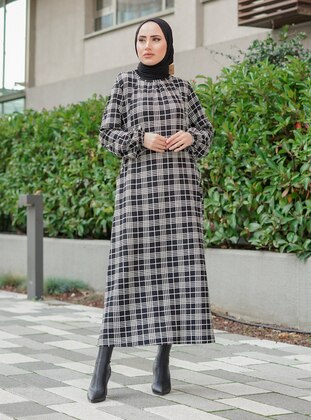Checkered - Crew neck - Unlined - Modest Dress - Topless
