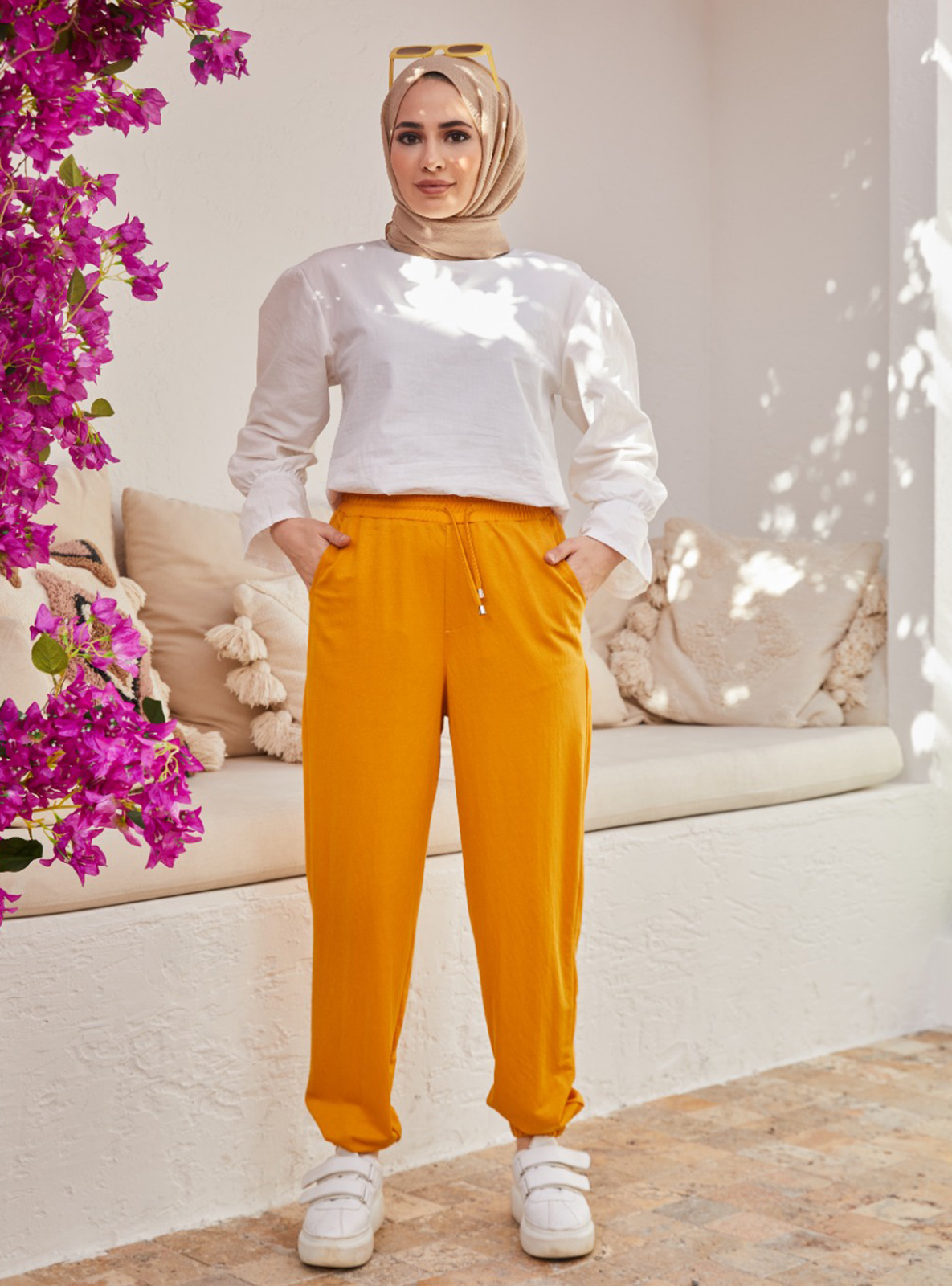 Yellow pants outfit, Wide leg pants, Womens linen trousers