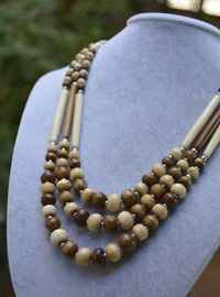 Collier en Os Design Tibétain Marron