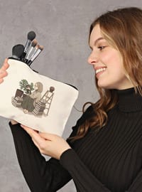 Clutch Photographer Girl Canvas Makeup Bag Cream-Beige