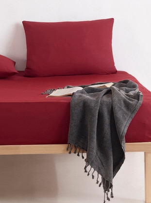 Maroon - Bedsheet Set: 2 Pillowcases & Bedsheet - Eponj