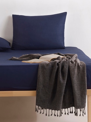 Navy Blue - Bedsheet Set: 2 Pillowcases & Bedsheet - Eponj