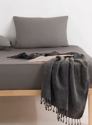 Gray - Bedsheet Set: 2 Pillowcases & Bedsheet - Eponj