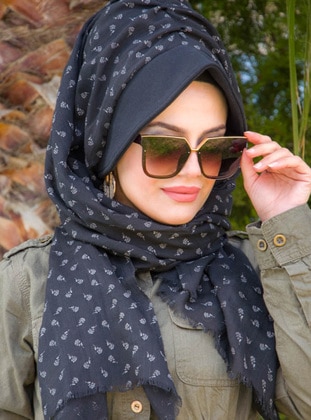 Floral Printed Hat And Shawl Black Instant Scarf