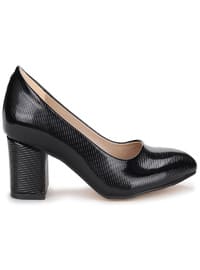 Sandal - Black - Heels
