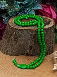 Gift Velvet Covered Yasin Book, Prayer Rug, Scented Rosary Tasbih, Acetate Box (26×23) Package Green