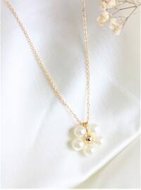 Gold Color Plated Pearl Detailed Flower Patterned Bijouterie Necklace