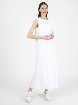 White - Crew neck - Unlined - Cotton -  - Modest Dress - Refka