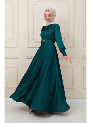 Satin Evening Gown with Chain Detailed Belt - Emerald Green - Imaj Butik