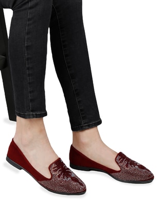Casual Stone Flat Shoes Shoes Burgundy