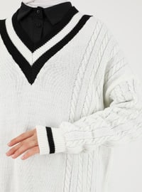 Stripe Patterned V-Neck Sweater Pullover Bone
