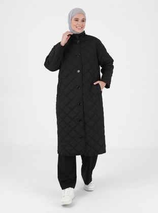 Button Detailed High Collar Quilted Coat Black