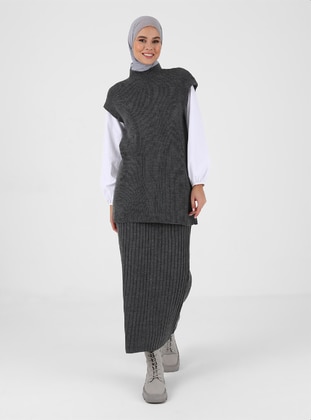 Tunic&Tunic Knitwear Co-Ord Set Anthracite