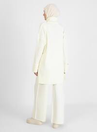 High Collar Back Long Sweater Suit Off White