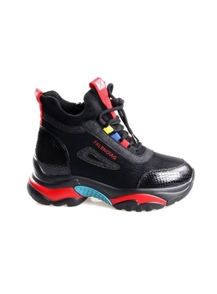 Black - Sports Shoes - GUJA