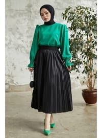 Black - Skirt - In Style
