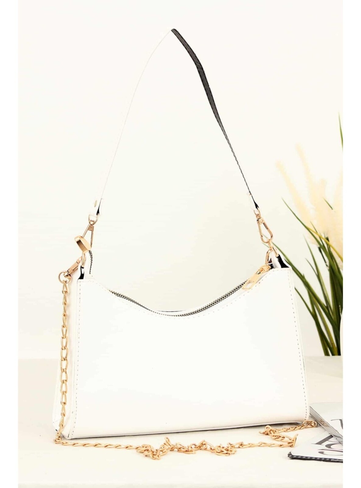 White - Shoulder Bags