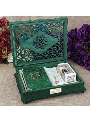 Gift Shawl, Velvet Covered Quran, Rosary Tasbih, Essence Set With Wooden Box