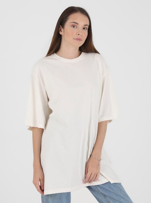 Natural Fabric T Shirt With Slit Detail