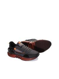 Men's Sneaker Shoes 572Ma2499 Smoke Colored Orange
