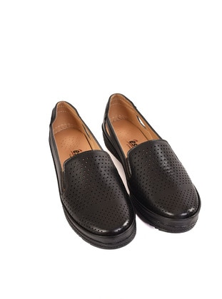 D023 Orthopedic Perforated Mother Shoes Black