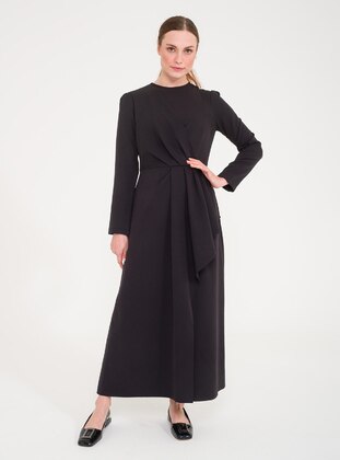 Black - Crew neck - Unlined - Modest Dress - Al Tatari