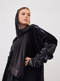 Fairuz Velvet Abaya Set Black