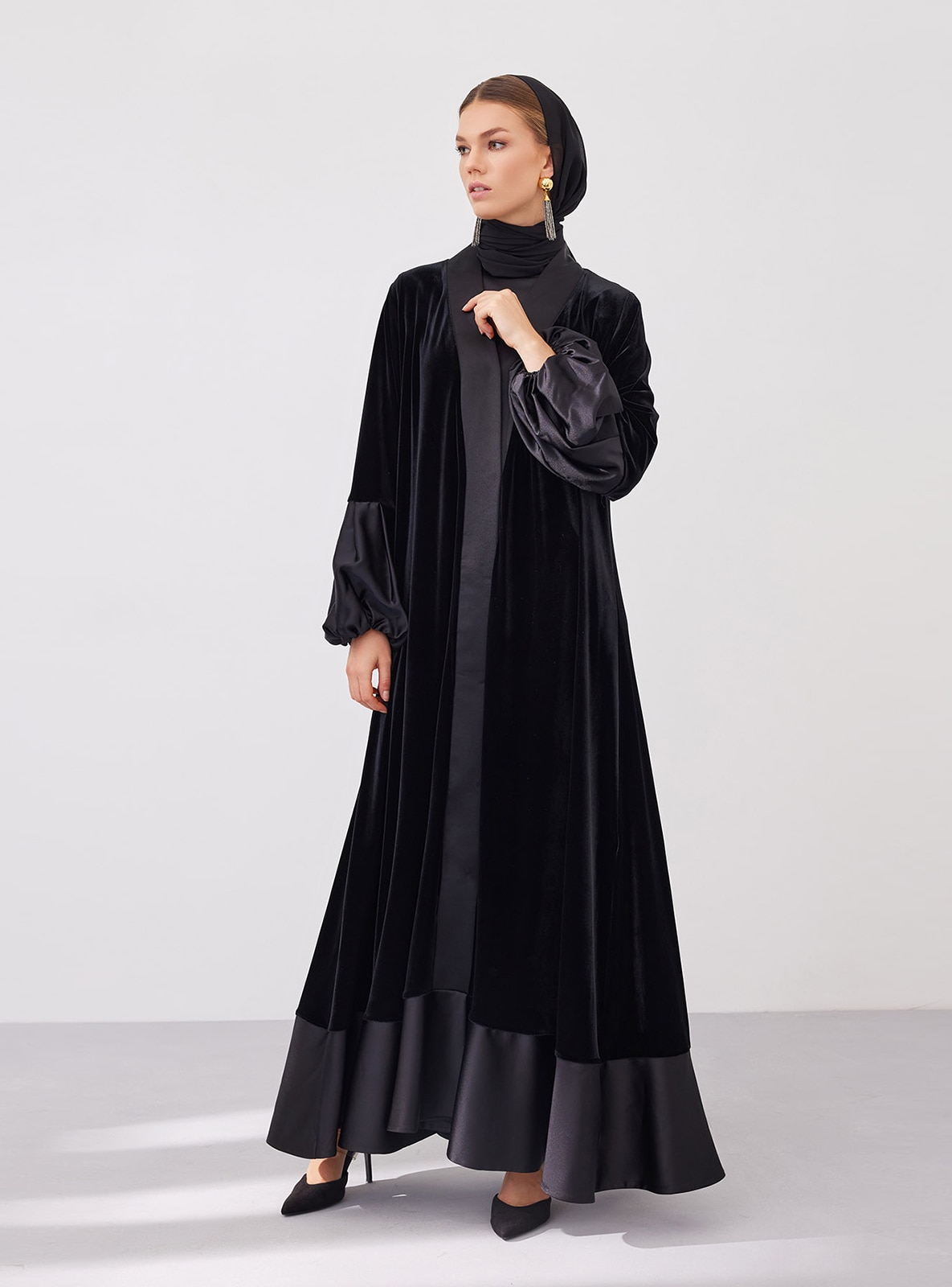 Black Abaya