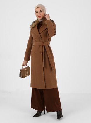 Detachable Faux Fur Double-Breasted Coat With Waist Tie İn Tan