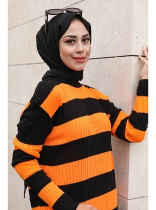 Eliz Line Detail Full Length Hijab Sweater Dress Orange