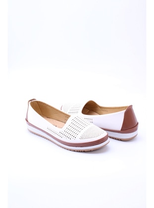 White - Flat Shoes - En7