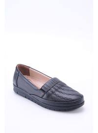 Black - Flat Shoes