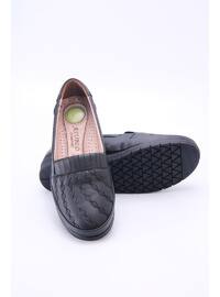 Black - Flat Shoes