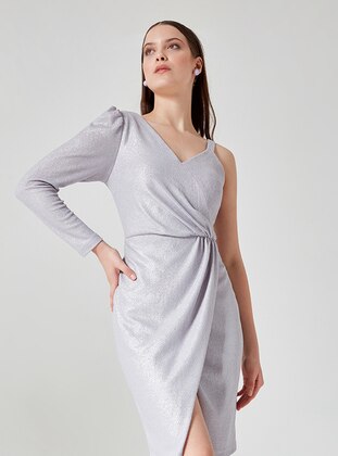 Fully Lined - Silver tone - V neck Collar - Evening Dresses - ESCOLL