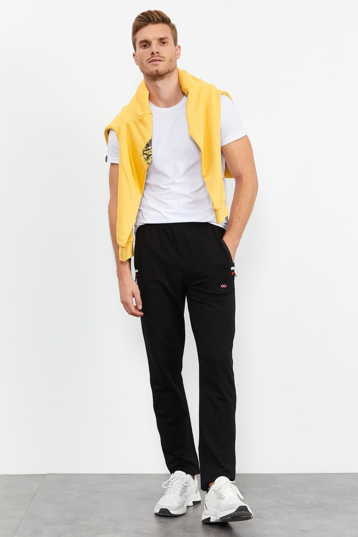 Running tracksuit best sale bottoms mens