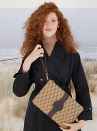  Brown Clutch Bags / Handbags