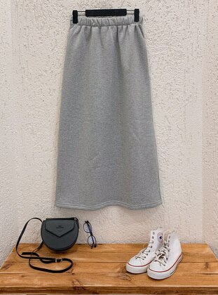Three Thread Fleece Skirt Gray