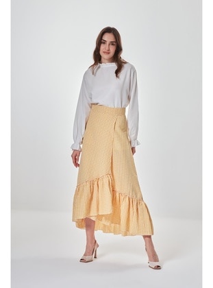 Skirt With Slit Detail Yellow