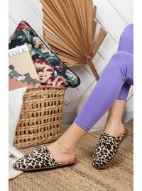  Leopard Home Shoes