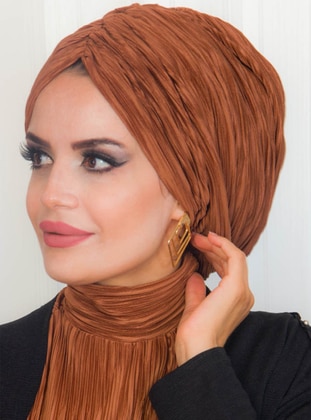 Instant Hijab Caramel & Black Instant Scarf