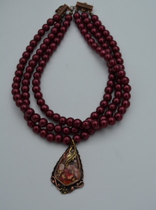 Stoneage Maroon Necklace